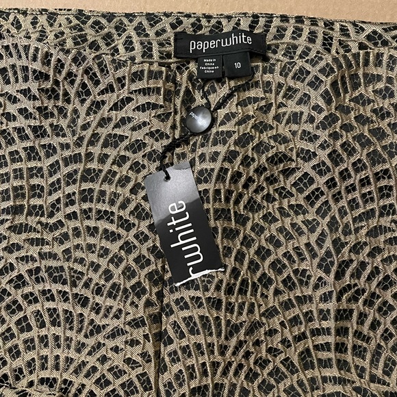 CLEARANCE! Paperwhite Jacquard Gold Black Pants
Size: 1O - Picture 5 of 5